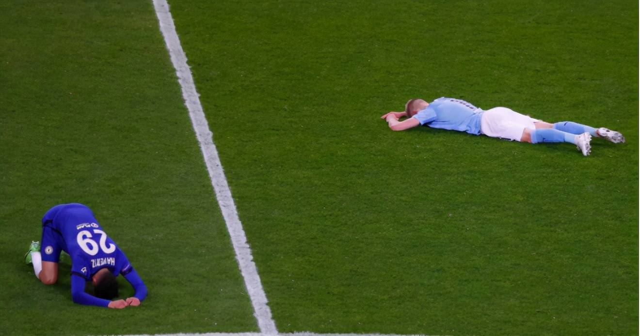 临场指挥获称赞-德国杯倒计时；曼城关键时刻扳平良机；细节引发关注；质疑声仍在；临场指挥获称赞的简单介绍