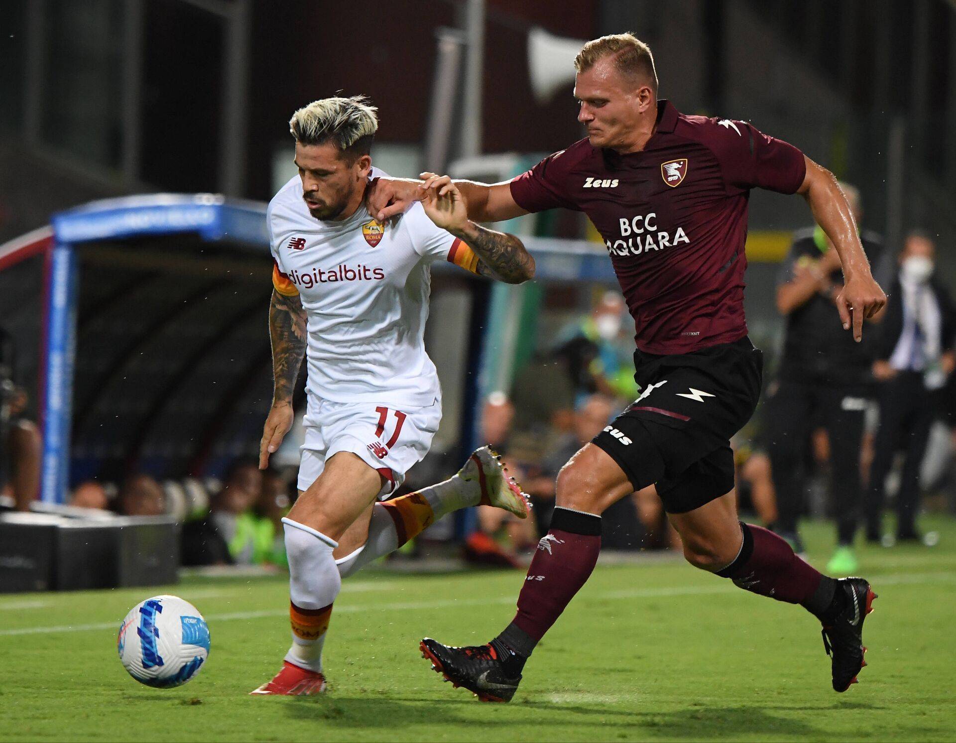 九游网页版入口-赛地聚焦——意甲关键时刻热度飙升；莱比锡刷新队史纪录；压力陡增；数据趋势出现新变化(拜仁发布战莱比锡海报)