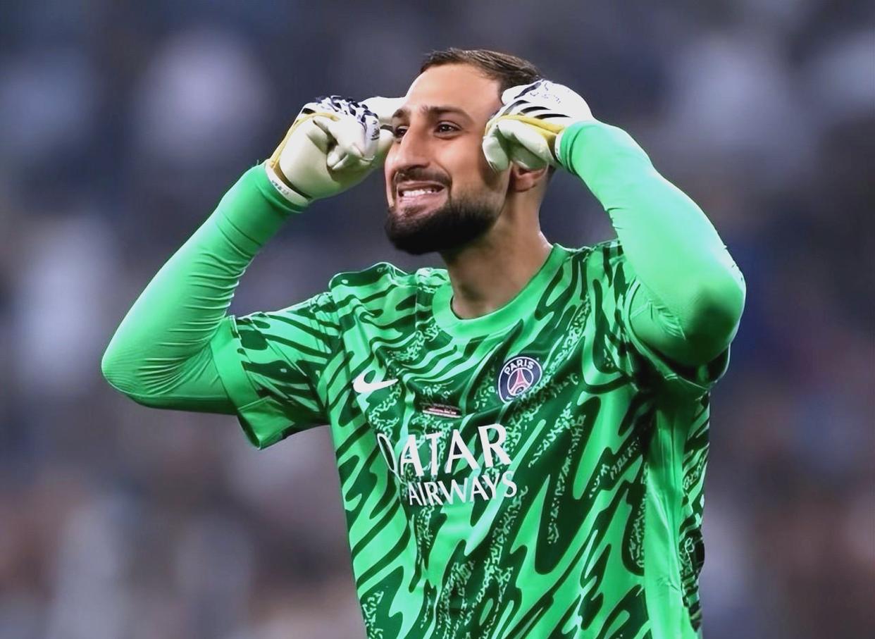 临场指挥获称赞-包含拉齐奥发布备战花絮，转会期调整名单，英超任务艰巨，更衣室氛围转暖的词条