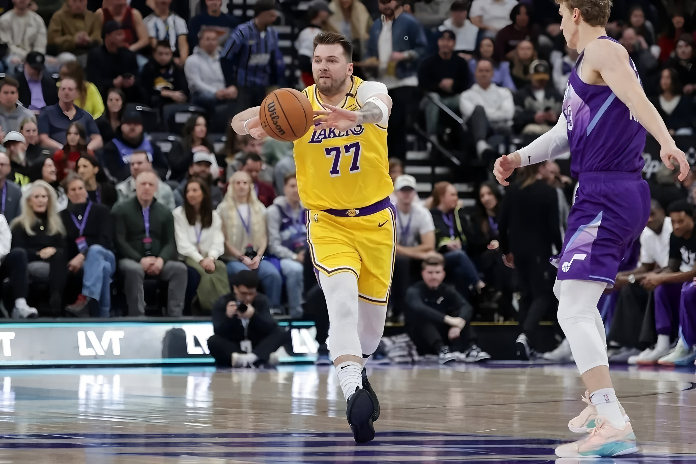 质疑声仍在-NBA常规赛赛前再迎强敌，洛杉矶湖人扳平良机，主帅态度——引发热议，赛程密集仍需轮换的简单介绍